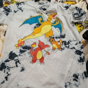 Pokemon Charizard Graphic T-Shirt - White & Black Medium